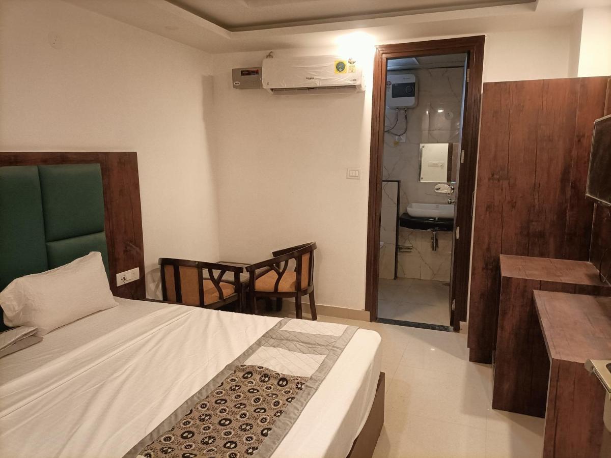 Family Hotel Tark Near Igi Airport Delhi New Delhi Luaran gambar