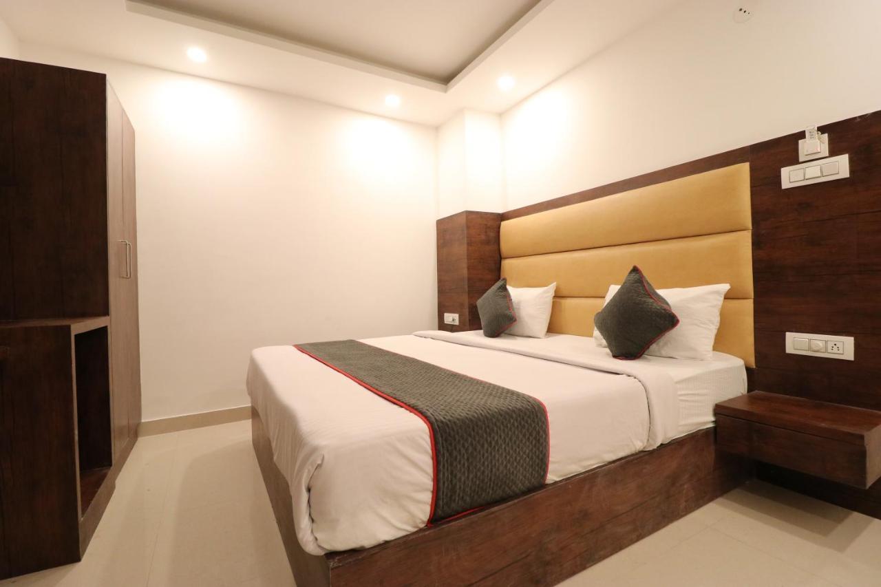 Family Hotel Tark Near Igi Airport Delhi New Delhi Luaran gambar